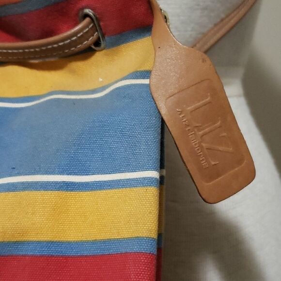 VINTAGE Liz Claiborne Bucket Backpack - Picture 2 of 10